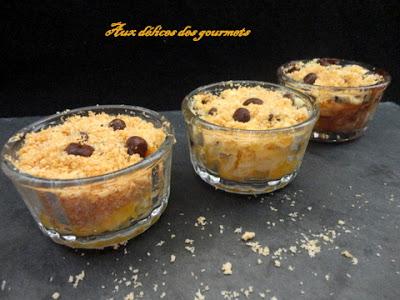 CRUMBLE D'ORANGES AU CHOCOLAT CRUMBLE D'ORANGES AU CHOCOLAT