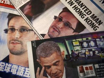 A Hong-Kong, les journaux font tous leur Une sur l'affaire Snowden et l'embarras du président Obama. REUTERS/Bobby Yip