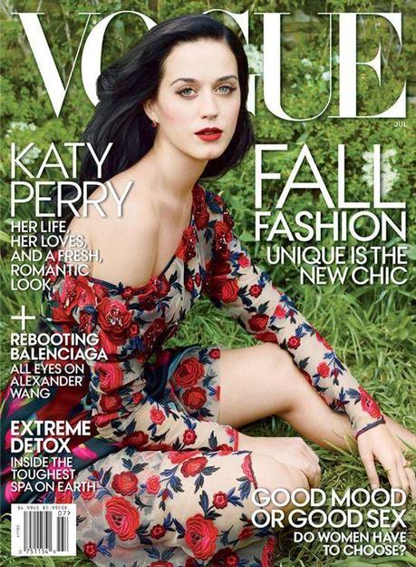 Katy Perry : regard vide pour Vogue. On dirait qu'elle est morte !
