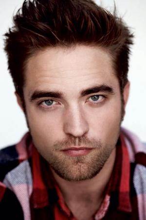 Robert-Pattinson_dior.jpg