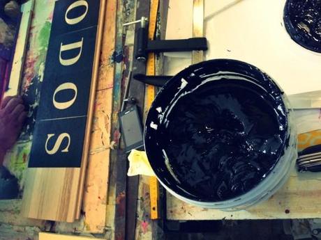 Marcher sur un poème à Bastille encre de sérigraphie