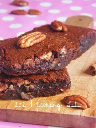 ♥ Brownie au Chocolat Noix de Pécan et sa petite touche de Cannelle P1210030