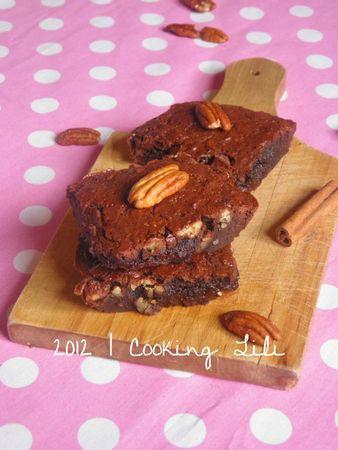 ♥ Brownie au Chocolat Noix de Pécan et sa petite touche de Cannelle P1210025