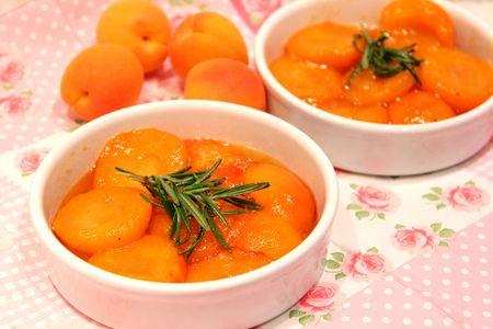 Poêlée d'abricots au romarin IMG_8593r
