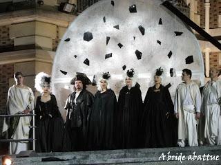 Création de La flute enchantée à Sceaux, mise en scène par Francis Huster, pour Opéra en plein air