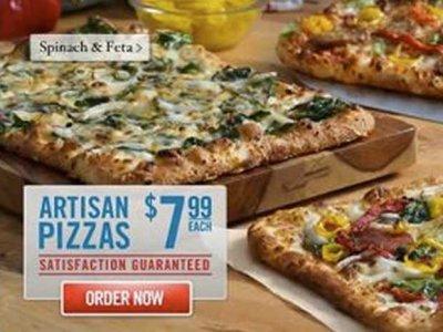 domino artisan pizzas, avec les bords artificiellement rustiques domino artisan pizzas, avec les bords artificiellement rustiques