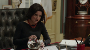 Critiques Séries : Veep. Saison 2. Episode 10. D.C. vlcsnap-2013-06-25-08h26m02s72.png