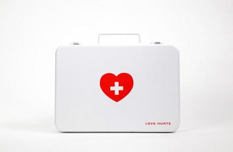 Un kit de premier secours pour peine de coeur