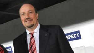 Mercato-Benitez : « Pas obligé de vendre Cavani » LIVERPOOL_BENITEZ_030610