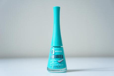 Bourjois Turquoise block vernis 22 swatch Bourjois Turquoise block vernis 22 swatch