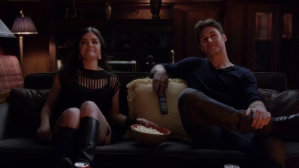 Critiques Séries : Pretty Little Liars. Saison 4. Episode 3. vlcsnap-2013-06-26-07h28m59s17.png