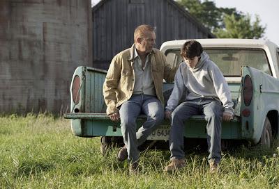 Man of Steel, Henry Cavill, Christopher Nolan, Zack Snyder, Warner, DC Comics, Superman, Laurence Fishburne, Diane Lane, Kevin Costner, Amy Adams, Michael Shannon, Russel Crowe, Bryan Singer, Perry White, Zod, Clark Kent, Jonathan Kent, Martha Kent, Lois Lane, Hans Zimmer, Superman Returns, test, trailer, critique, photos, comics, teaser