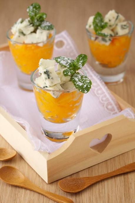 Granité de fruits d'été au Roquefort Société® Granité de fruits d’été au roquefort Société®