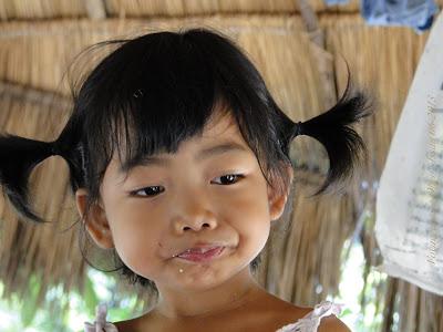 Petite Issan 5ans, épicurienne de naissance : Portrait Petite Issan 5ans, épicurienne de naissance : Portrait