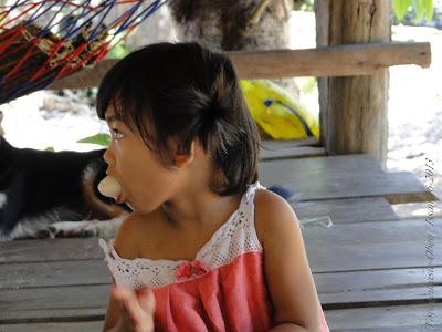 Petite Issan 5ans, épicurienne de naissance : Portrait Petite Issan 5ans, épicurienne de naissance : Portrait