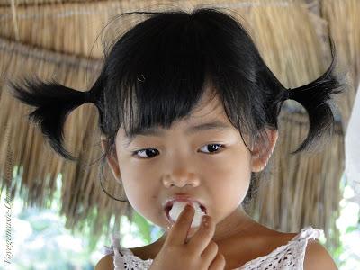 Petite Issan 5ans, épicurienne de naissance : Portrait Petite Issan 5ans, épicurienne de naissance : Portrait