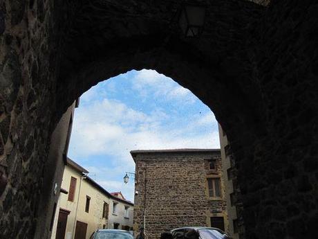 La France - Villerest - Les abeilles Les-abeilles 1323