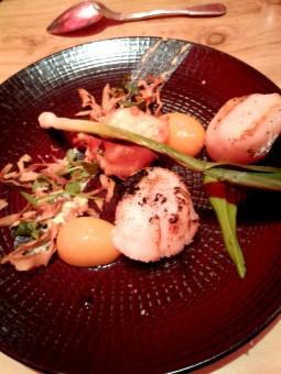 Le Braisenville - Saint-Jacques d’Erky, poireaux, poireaux, kumquat Le Braisenville Saint Jacques d’Erky poireaux poireaux kumquat 255x340