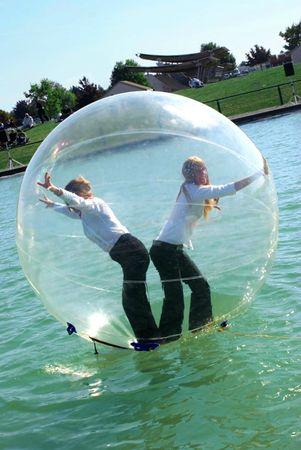 On fait quoi ce samedi à Paris, et samedi prochain à Marseille ? (bon plan) parakito_bulles_d_eau_evenement