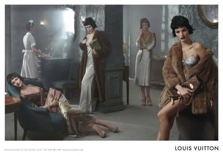 La première image de la nouvelle campagne Louis Vuitton avec Gisèle Bündchen, Isabeli Fontana, Carolyne Murphy et Karen Elson...