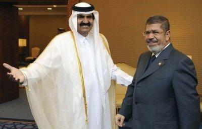 L'ex émir du Qatar et Mohamed Morsi