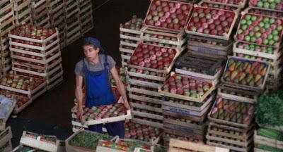 Chacun à son poste et rien ne va - Tutto a posto e niente in ordine, Lina Wertmüller (1974) Chacun à son poste et rien ne va - Tutto a posto e niente in ordine, Lina Wertmüller (1974)