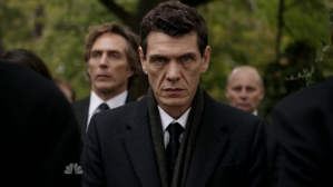 Critiques Séries : Crossing Lines. Saison 1. Episode 3. The Terminator. vlcsnap-2013-07-01-20h46m32s138.png