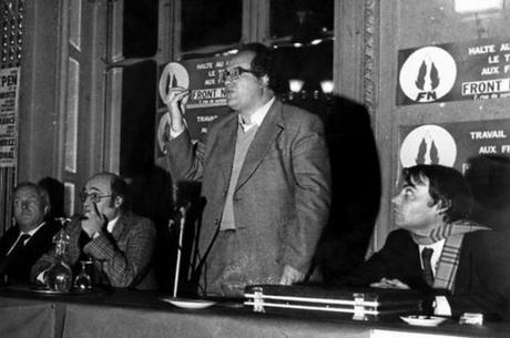 Contestation des crimes nazis, banalisation de l’Occupation, réhabilitation de Vichy et de Pétain: la Seconde Guerre mondiale vue par le Front national Contestation des crimes nazis, banalisation de l’Occupation, réhabilitation de Vichy et de Pétain: la Seconde Guerre mondiale vue par le Front national