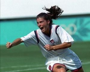 Retour sur une légende du sport: Mia Hamm, une femme aux pieds d’or! hamm