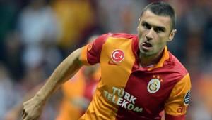 Burak Yilmaz pourrait rejoindre la Premier League.