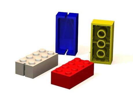 640px-Lego_evolution