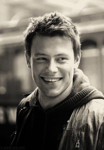 Les fans de Glee en deuil : mort de l’acteur Cory Monteith cory finn