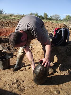 Découverte d'un puits romain pratiquement intact en Angleterre