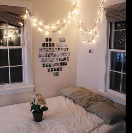 Je suis une belle plante. #suncindy leshaker,suncindy,sun,apparte,chambre,belle plante,feuille,plante,lit,beau,catalogue,new york,arroser une plante