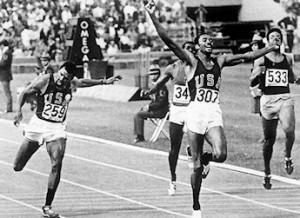 Tommie smith médaille d'or du 200 mètres Mexico 1968