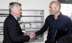 Real Madrid : le duo Ancelotti-Zidane effectue ses débuts