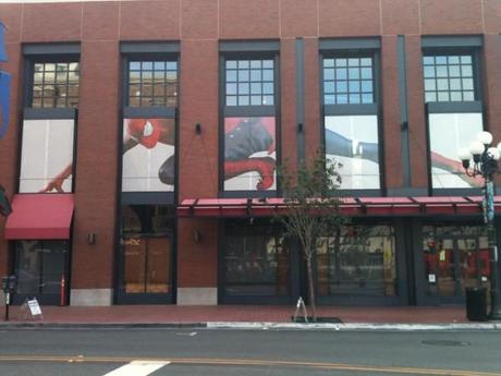 The Amazing Spider-Man 2 : Photo officielle de Spidey amazing-spiderman2-comic-con-spider