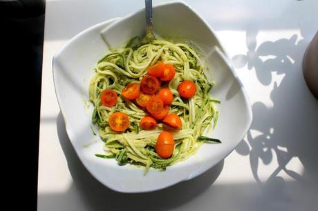 Bouffe: Zucchini pasta // Pâtes courgettes.