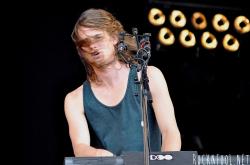 Une journée avec Half Moon Run aux Vieilles Charrues Une journée avec Half Moon Run aux Vieilles Charrues