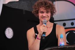 Une journée avec Half Moon Run aux Vieilles Charrues Une journée avec Half Moon Run aux Vieilles Charrues