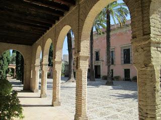 L'Alcazar Almohade de Jerez L'Alcazar Almohade de Jerez