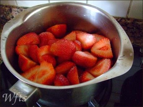GLACE FRAISE MASCARPONE sans SORBETIÈRE glace mascarpone fraise1