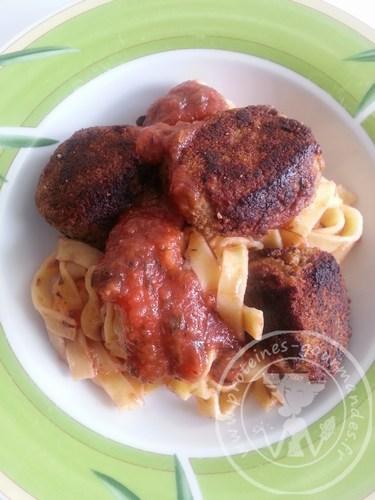 Polpettes calabraises: boulettes de viande italiennes (et sa sauce tomate maison… aux champignons)