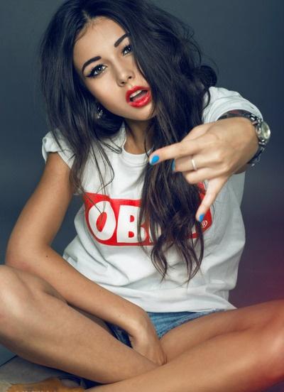 obey girl