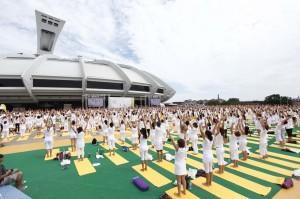 _MG_9613 Le comble du chic en septembre : Yoga en blanc et au Grand Palais !