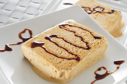 Glace au turrón, dessert espagnol Glace au turron