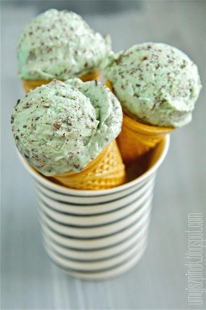 Mint Yogurt Ice Cream