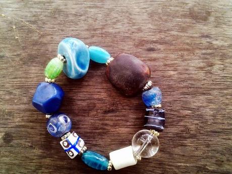 Les bijoux d'Ezile Bay, Ezile Bay jewels Les bijoux d'Ezile Bay, Ezile Bay jewels