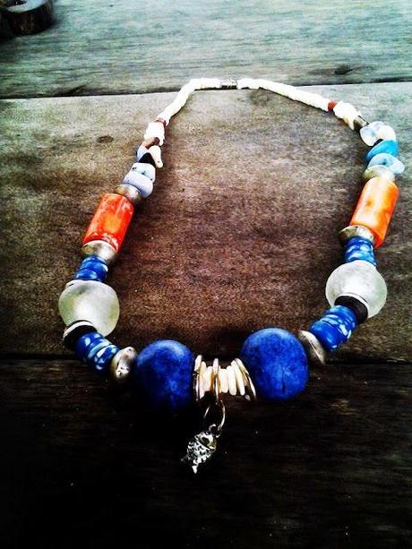 Les bijoux d'Ezile Bay, Ezile Bay jewels Les bijoux d'Ezile Bay, Ezile Bay jewels
