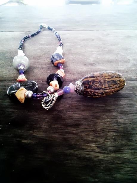 Les bijoux d'Ezile Bay, Ezile Bay jewels Les bijoux d'Ezile Bay, Ezile Bay jewels